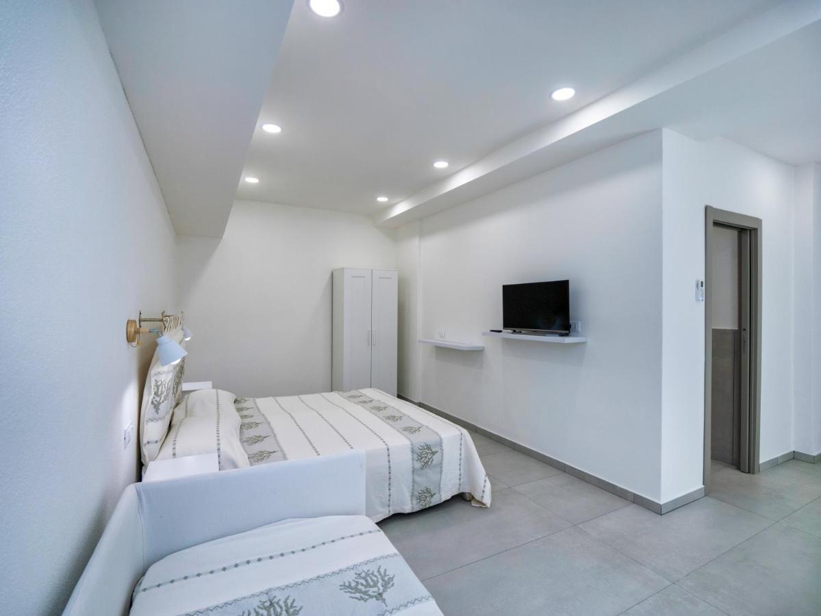 Aldo Moro Rooms Olbia Exteriör bild