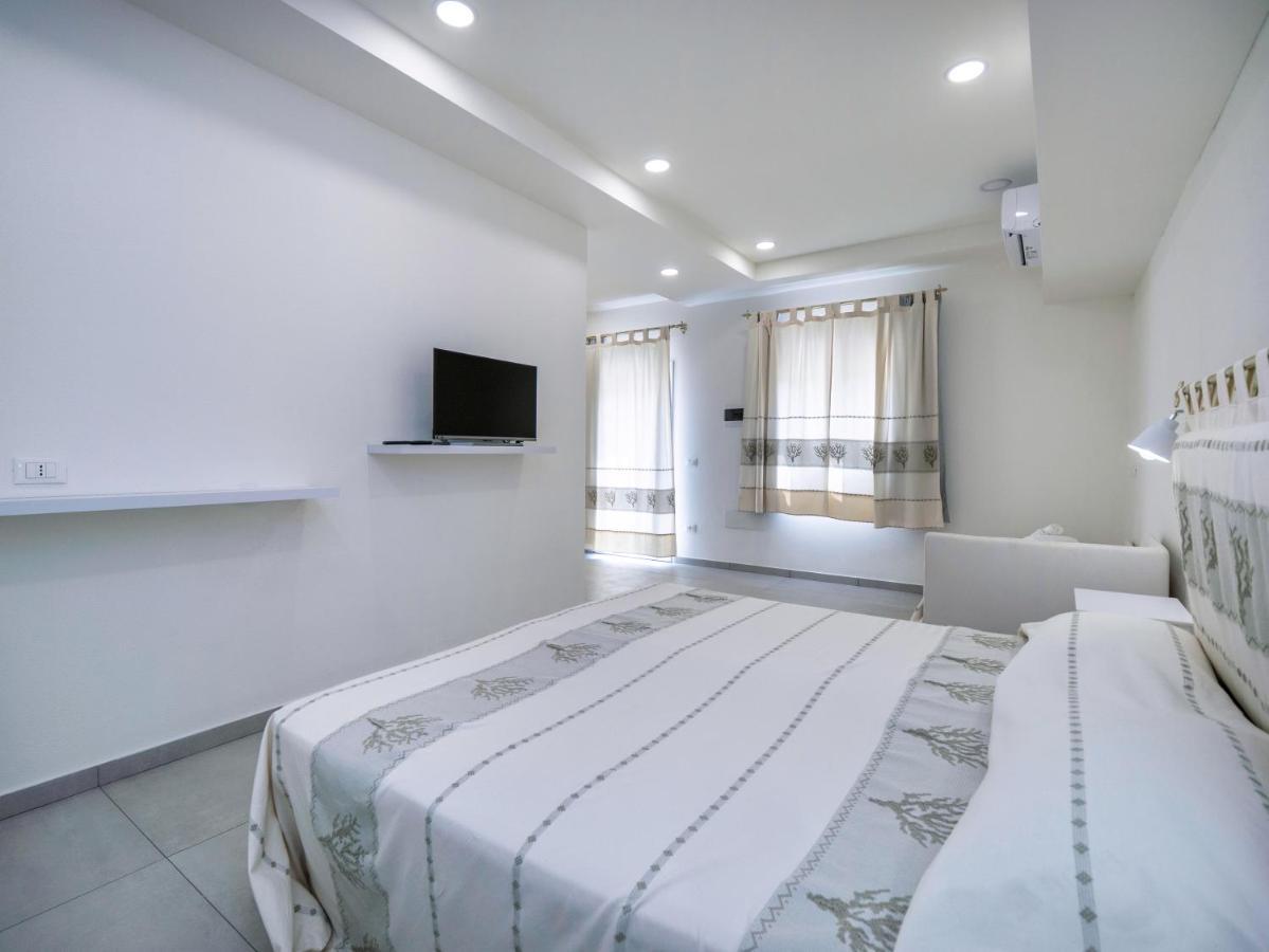 Aldo Moro Rooms Olbia Exteriör bild