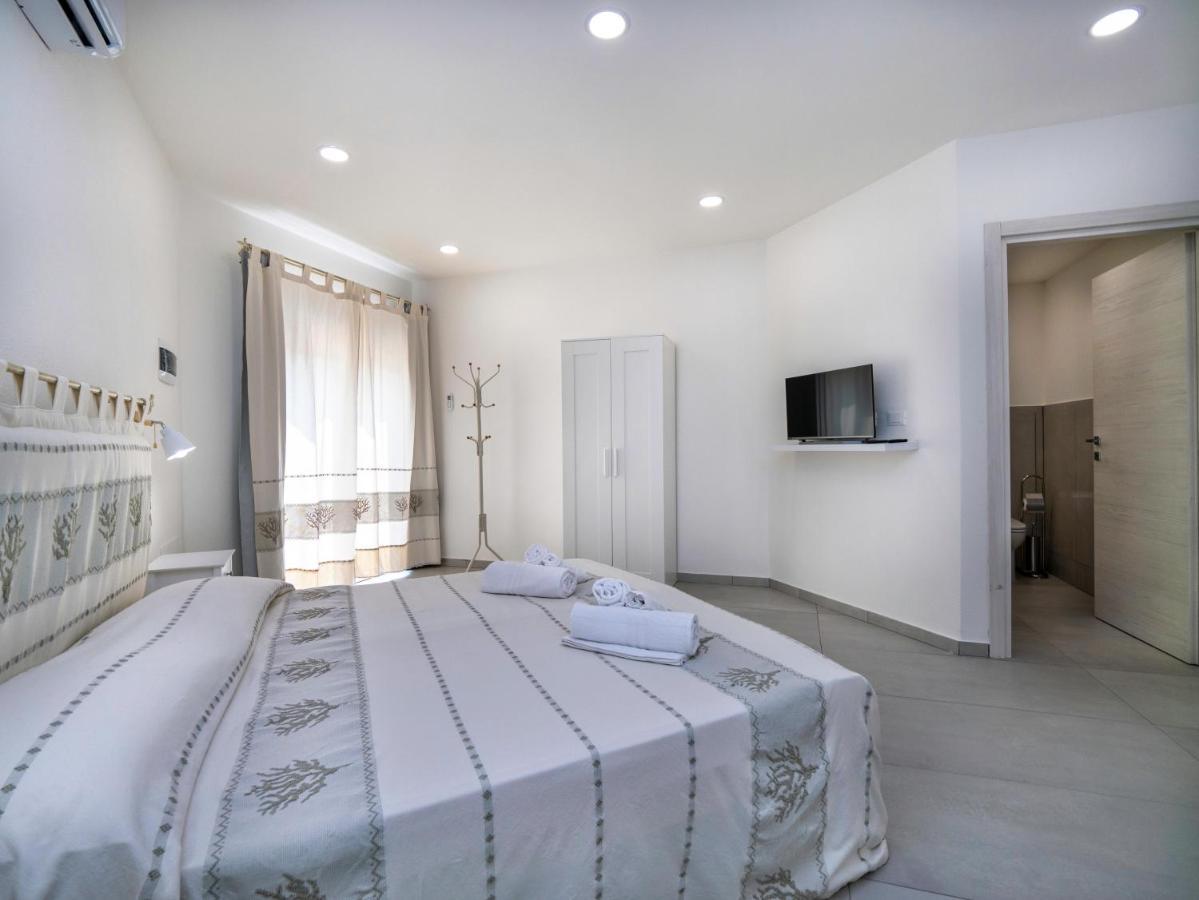 Aldo Moro Rooms Olbia Exteriör bild